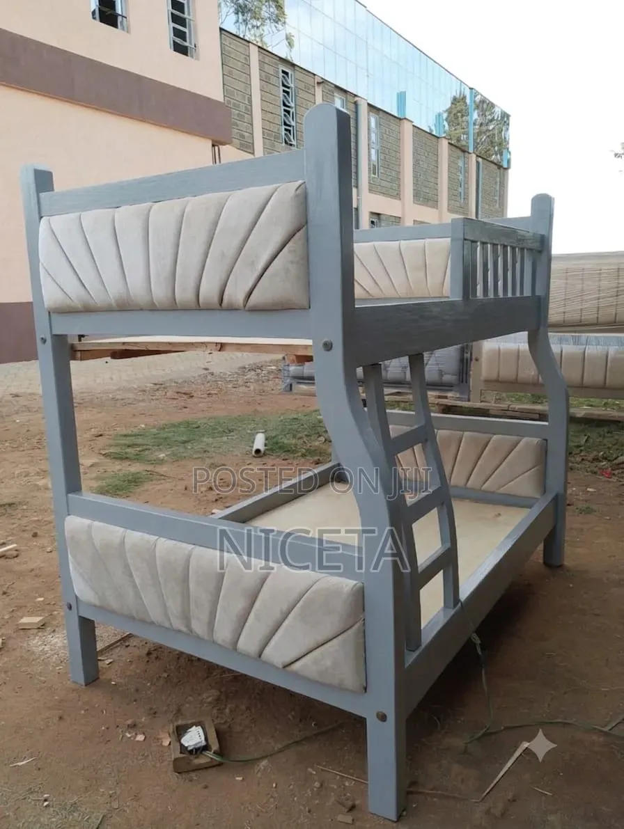 Double Decker or Bunk Bed Morden Design 4by6/3.5