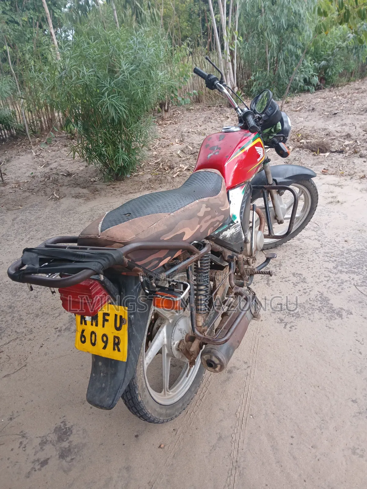 Honda CB 2018 Red