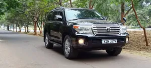 Toyota Land Cruiser 2014 Black