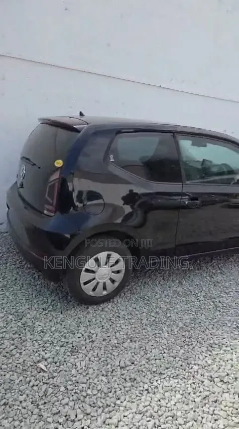 Volkswagen Up 2017 Black