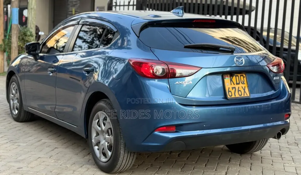 Mazda Axela 2016 Blue