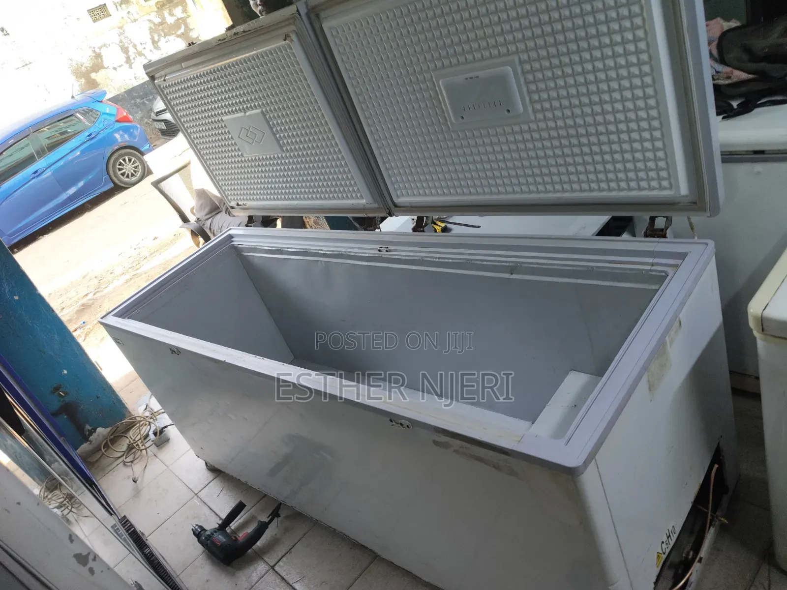 800litres Ramtoms Deep Freezer