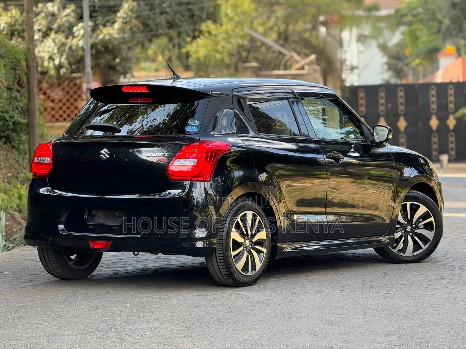 Suzuki Swift 2019 Black