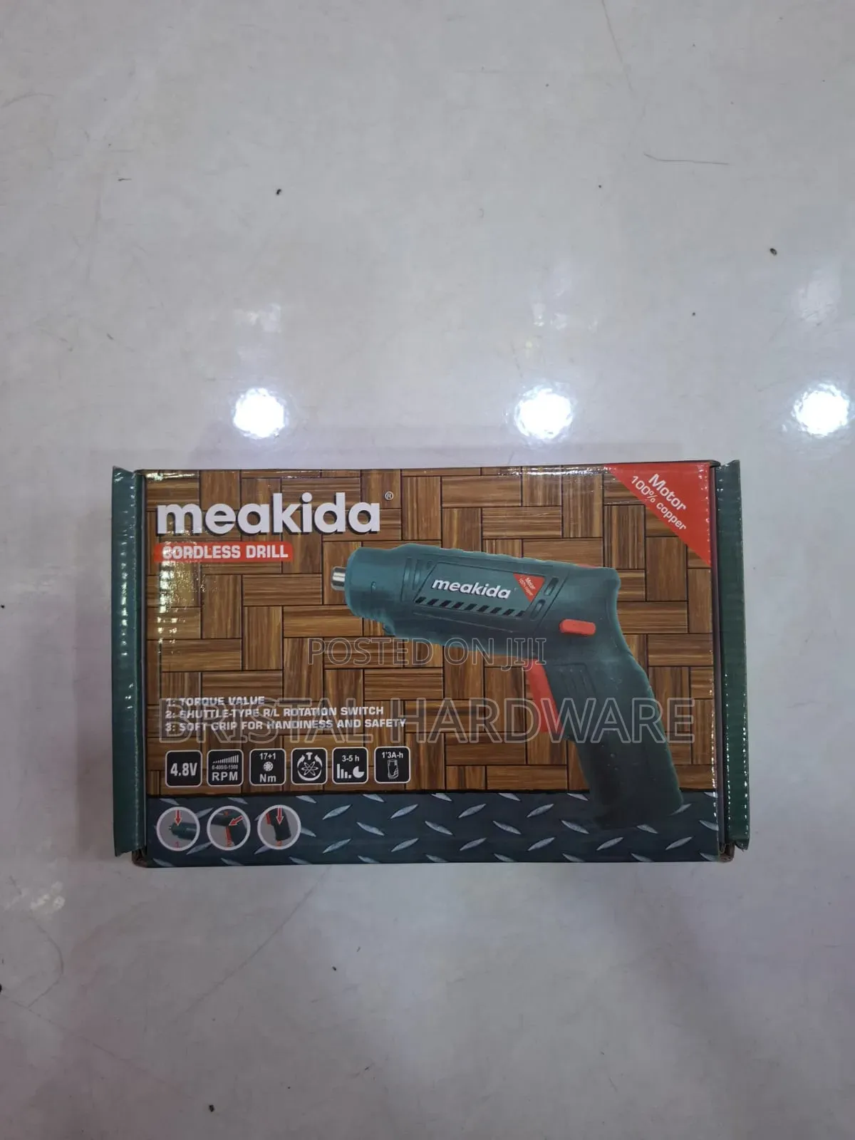 Meakida 4.8V Cordless Rechargeable Screwdriver and Drill Bit Set