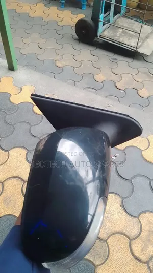 Toyota Ist Sidemirrors Available