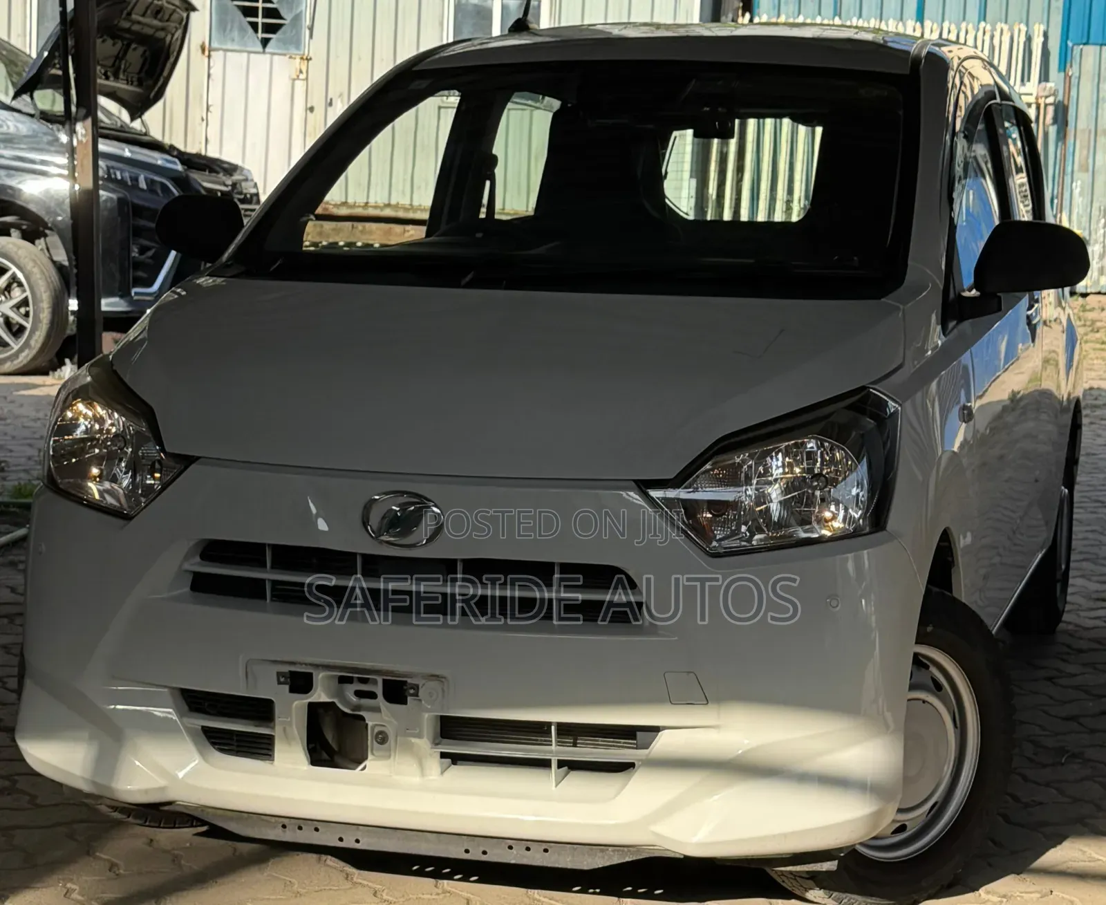 Daihatsu Mira 2019 White