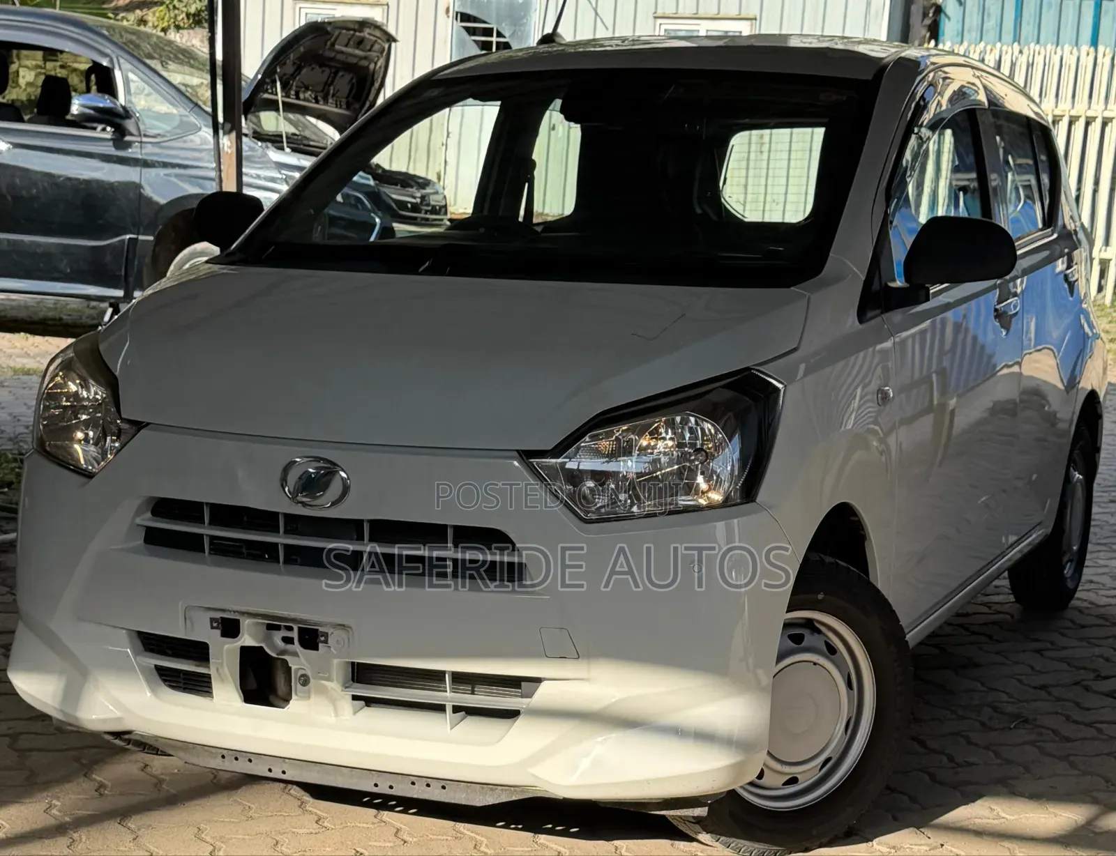 Daihatsu Mira 2019 White