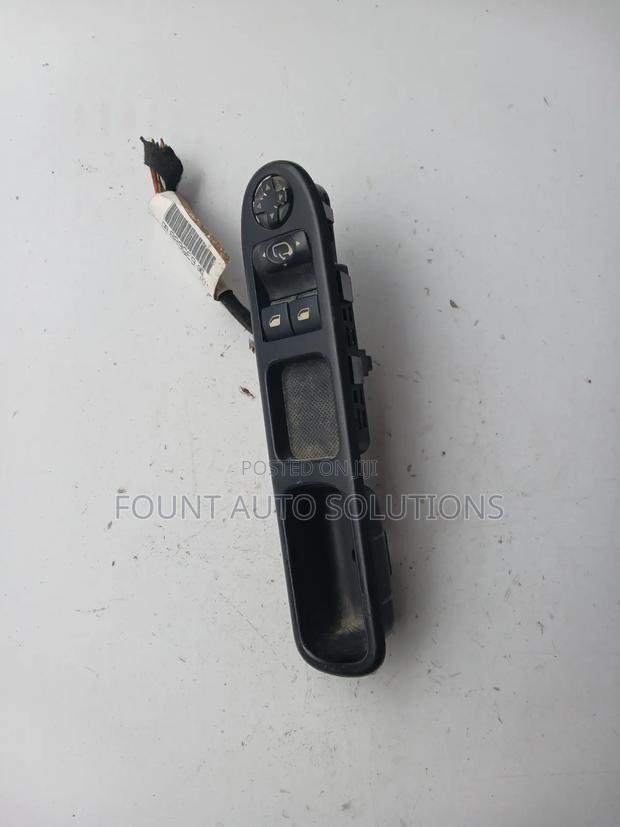 Window Mainswitch Peugeot 207