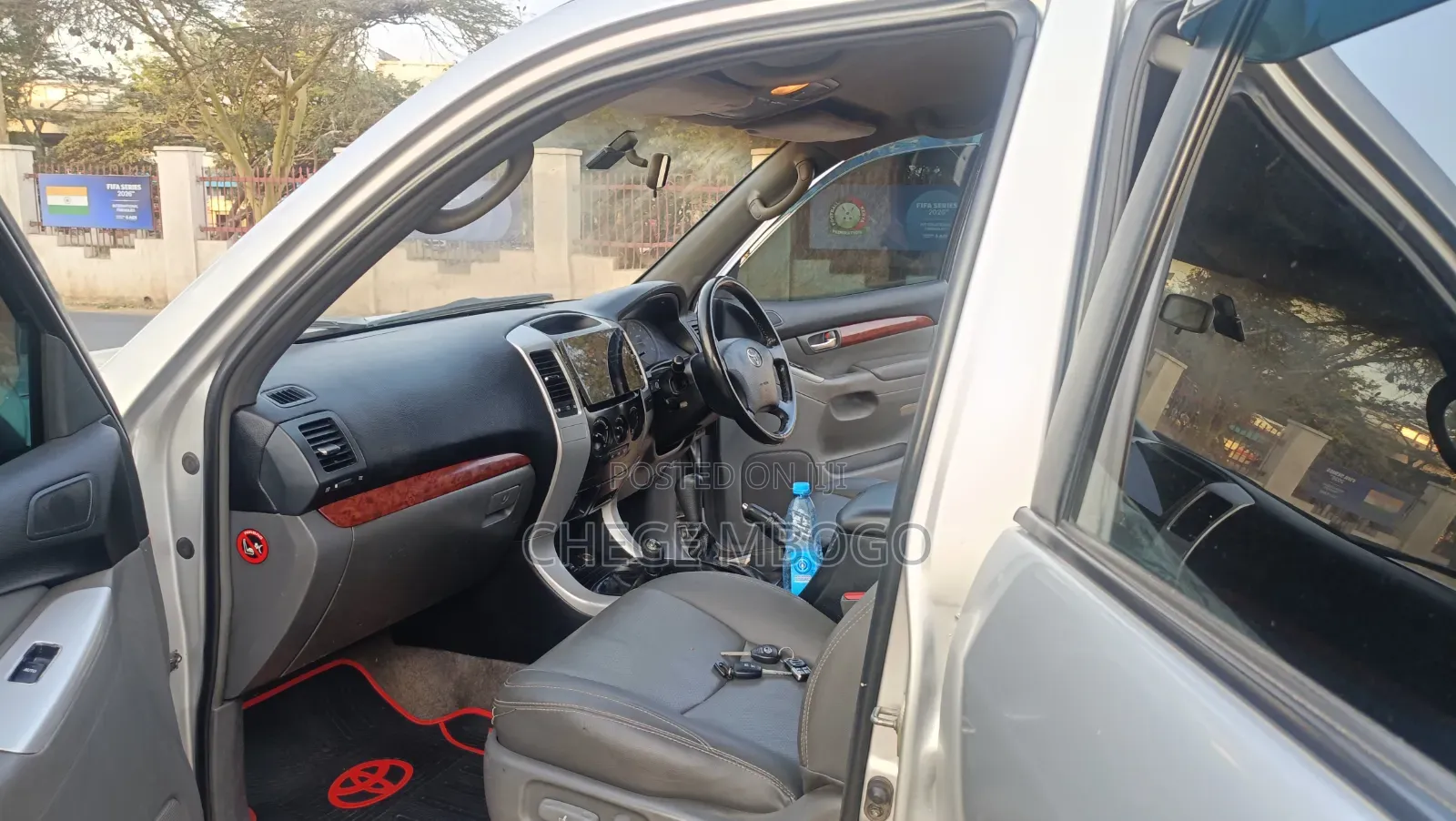 Toyota Land Cruiser Prado 3.0 D-4D 5dr 2005 Silver