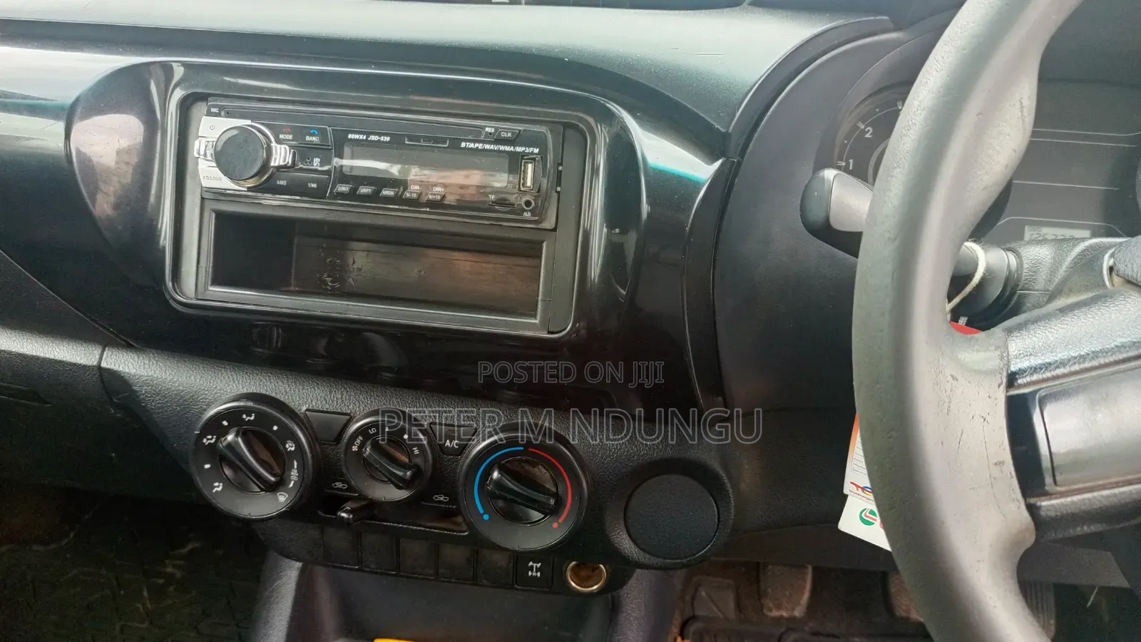 Toyota Hilux 2020 White