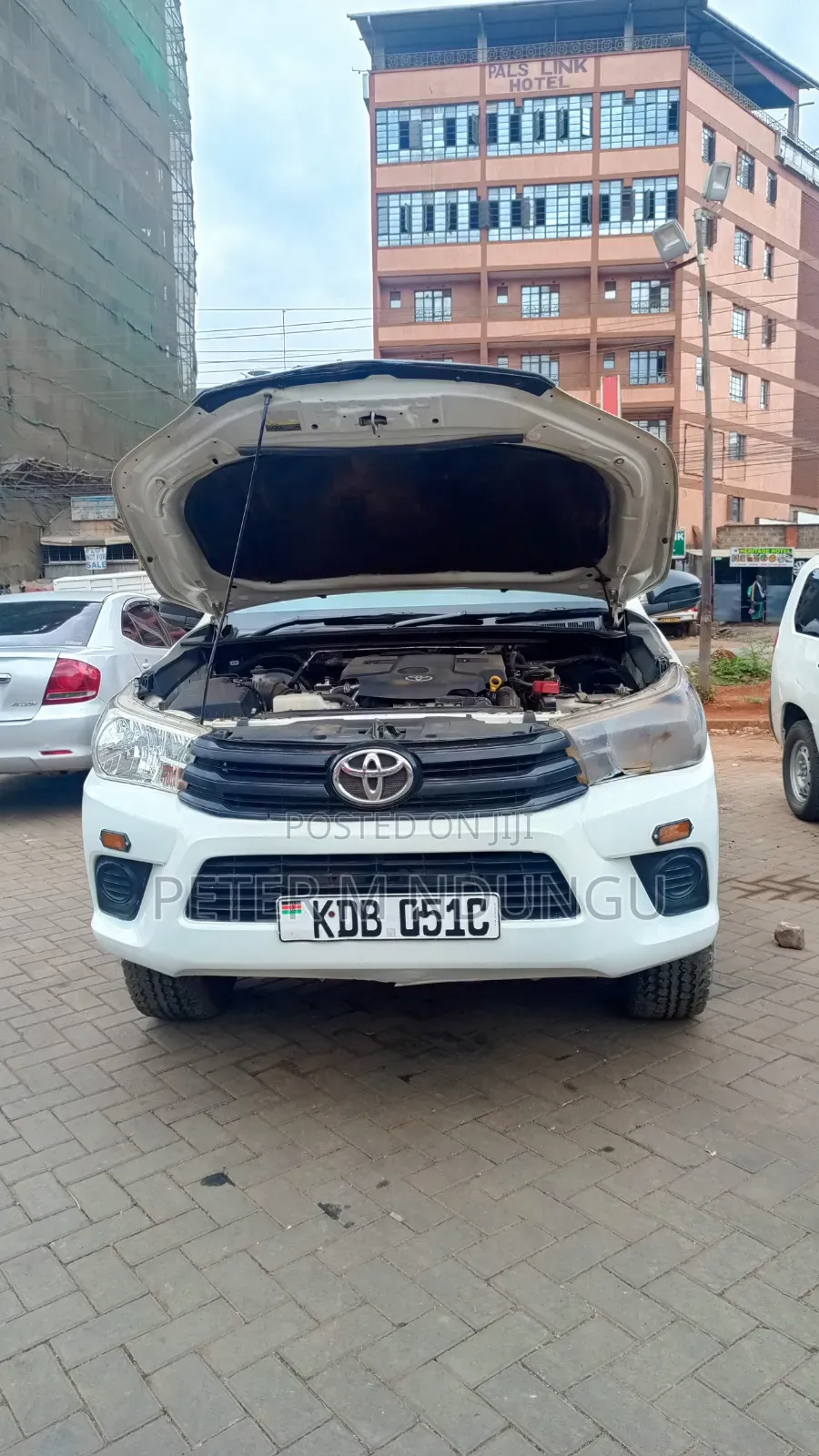 Toyota Hilux 2020 White