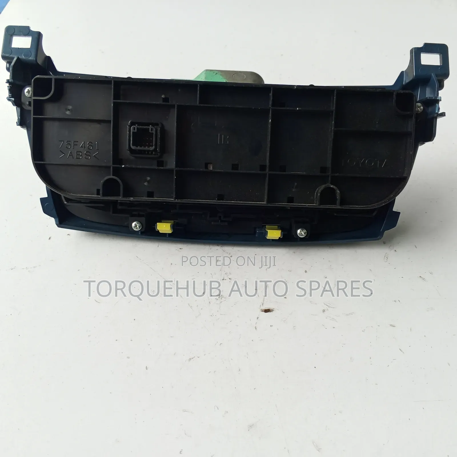 Toyota Corolla Axio/ Fielder/Nze 161 AC Control Panel