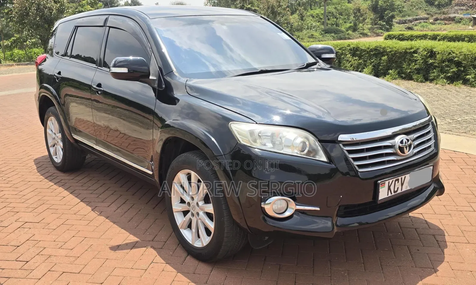 Toyota Vanguard 2012 Black