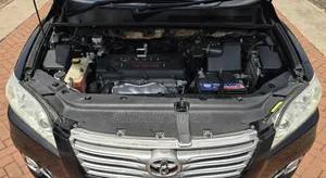 Toyota Vanguard 2012 Black