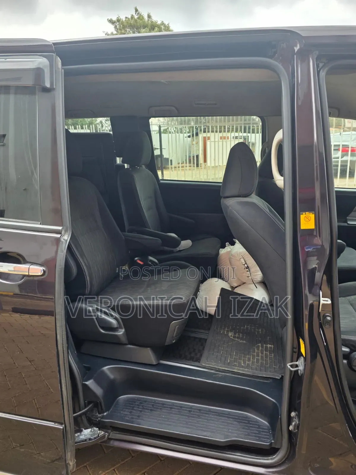 Toyota Voxy 2012 Black