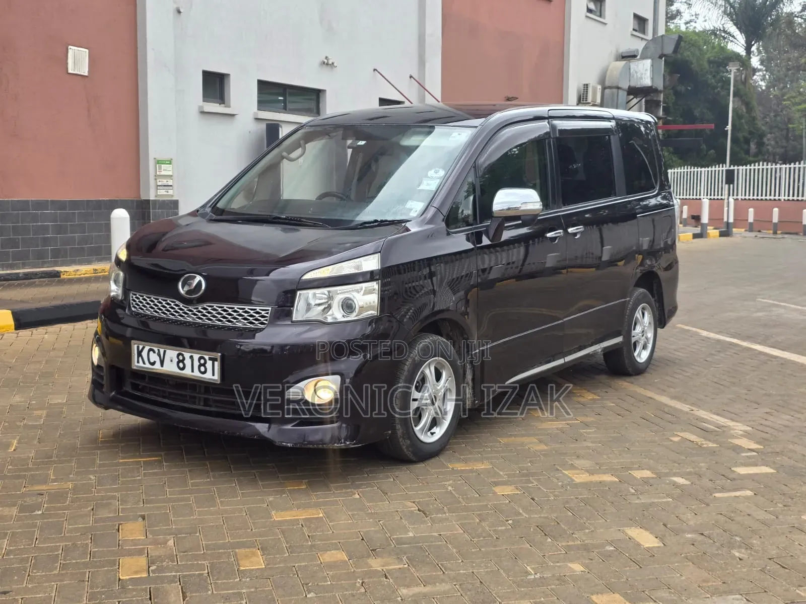 Toyota Voxy 2012 Black