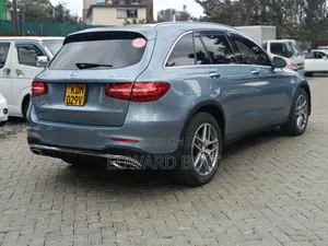 Mercedes-Benz GLC-Class 2017 Blue