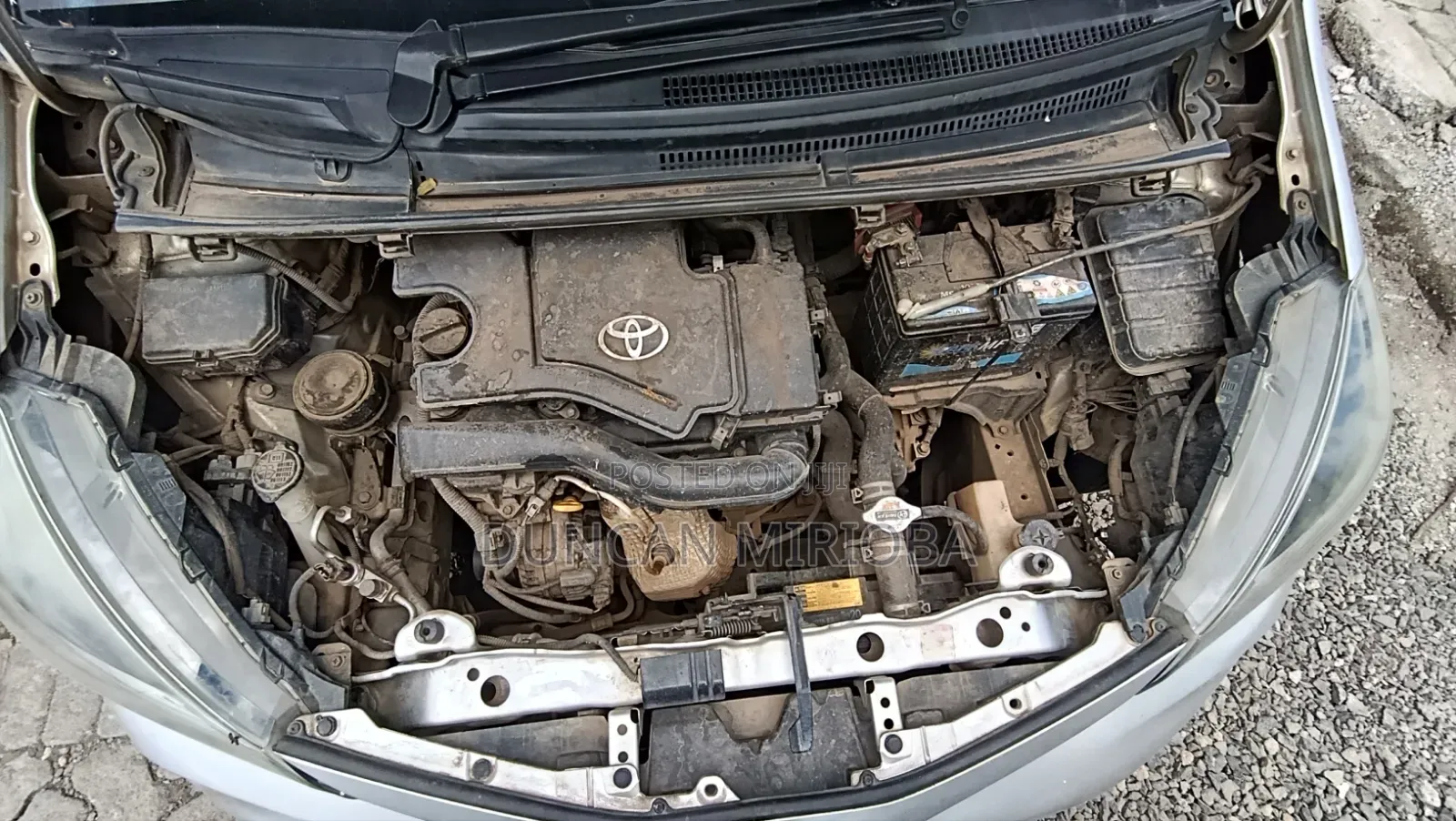 Toyota Vitz 2016 Gray