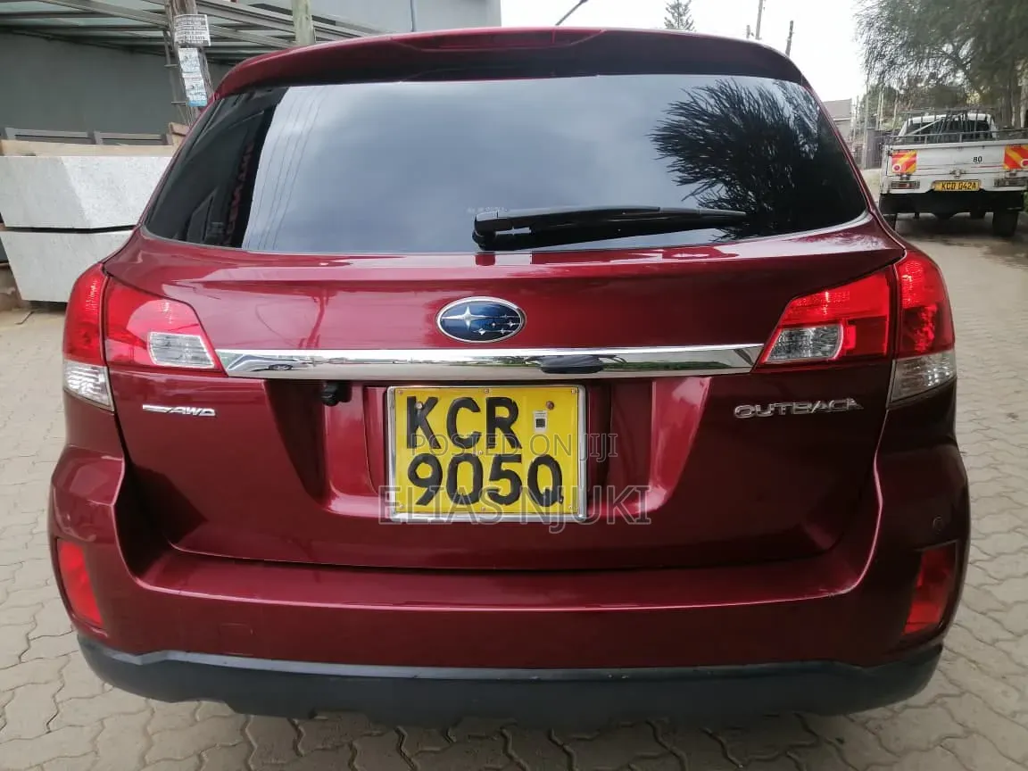 Subaru Outback 2012 Maroon