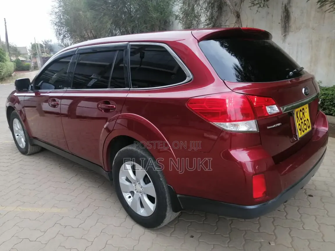 Subaru Outback 2012 Maroon