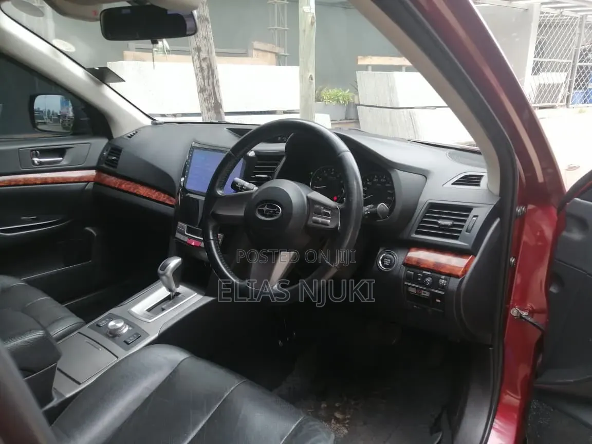 Subaru Outback 2012 Maroon