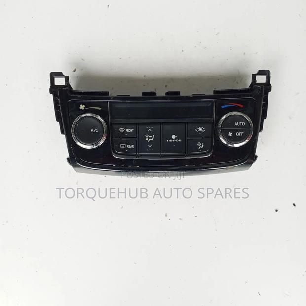 Toyota Corolla Axio/ Fielder/Nze 161 AC Control Panel