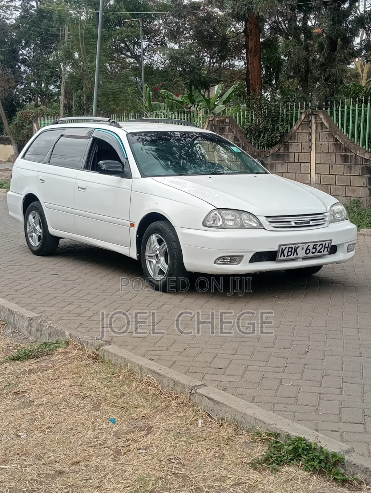 Toyota Caldina 2002 White