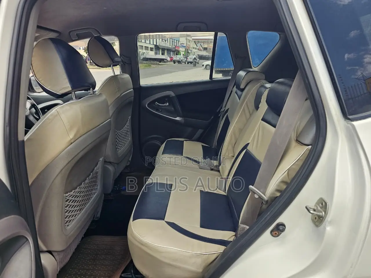 Toyota RAV4 2008 White
