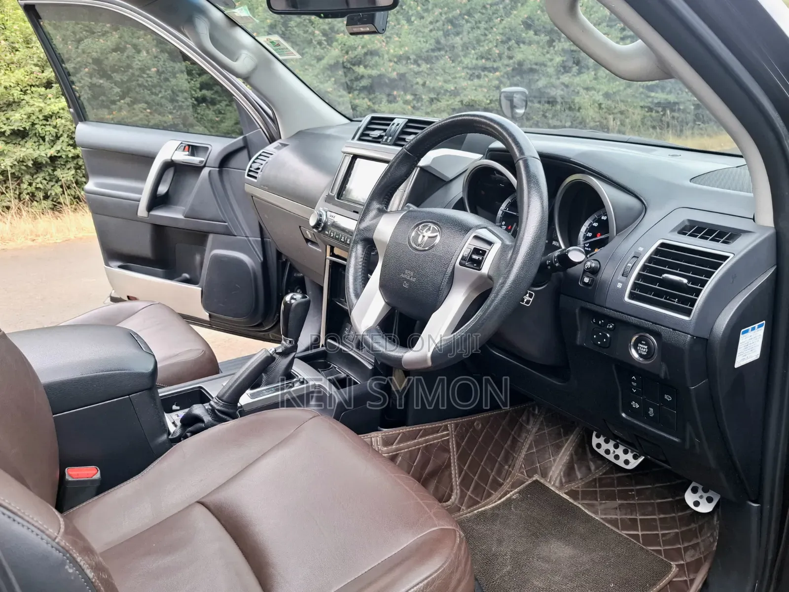 Toyota Land Cruiser Prado 2017 Brown