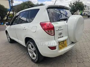 Toyota RAV4 2008 White