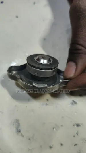 Subaru 1.1 Bar Radiator Pressure Cap,108 kPa Engine Cooling Spare Part
