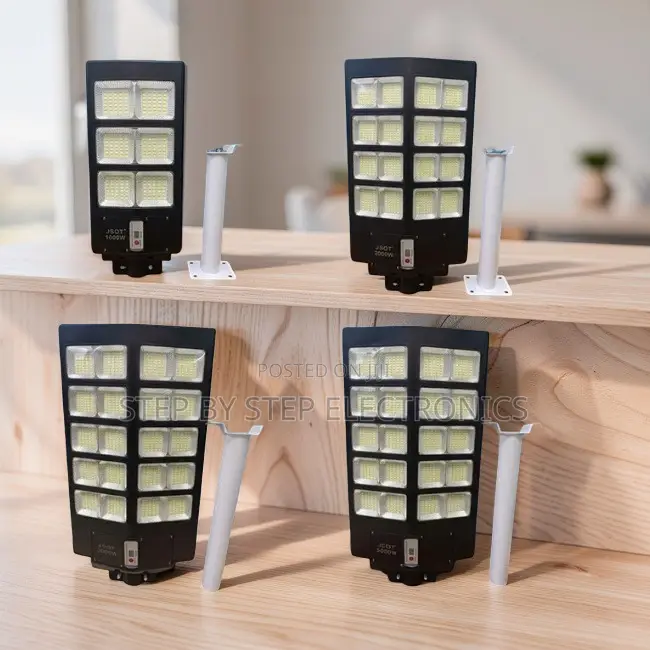 Bulk Prices LED 1000W,2000W,3000W,5000W Watts Solar Street Lights