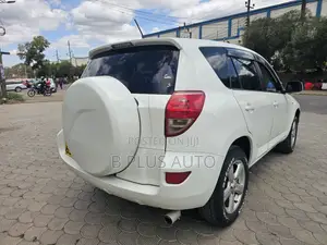 Toyota RAV4 2008 White