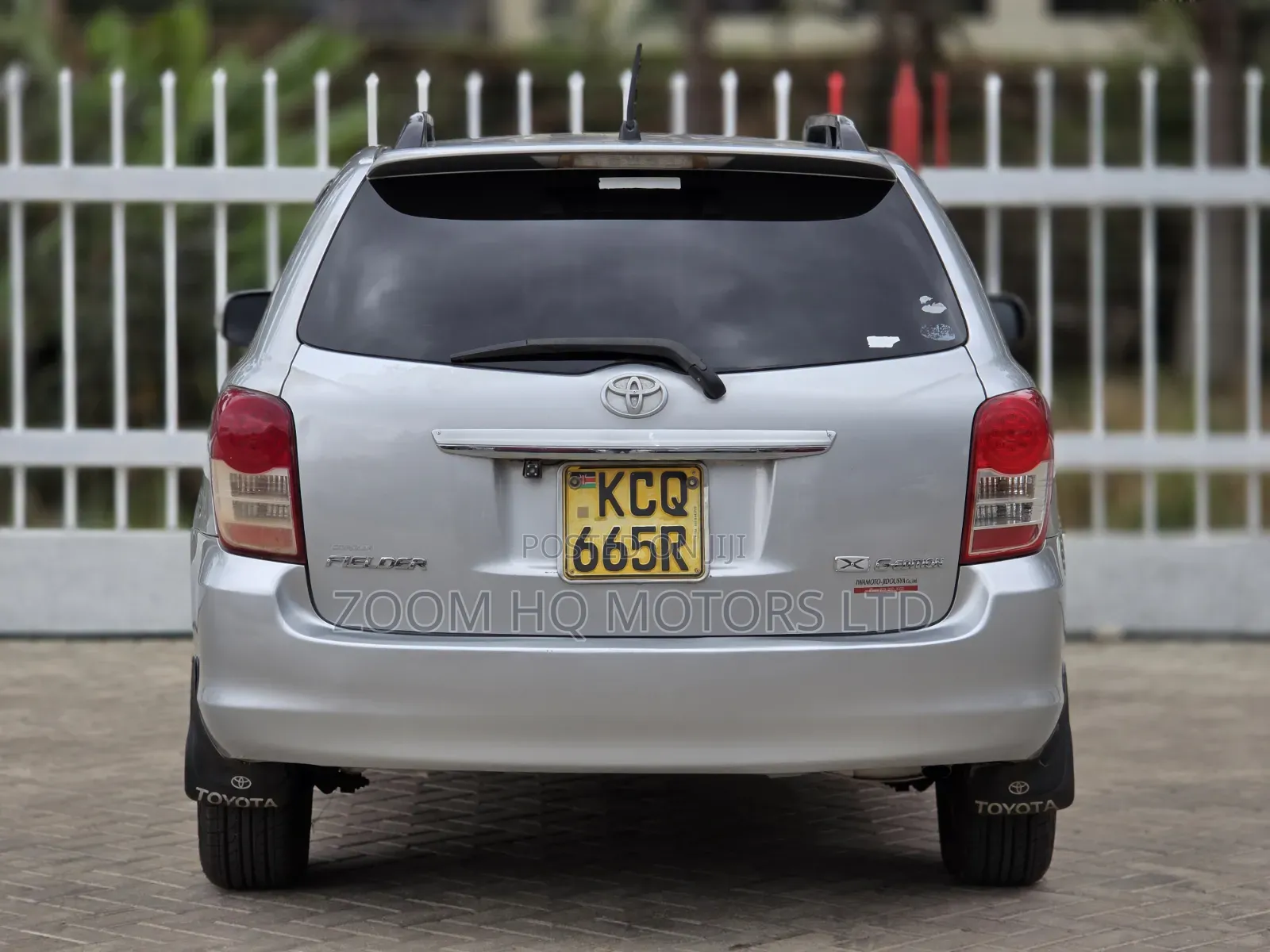 Toyota Corolla Fielder 2012 Silver