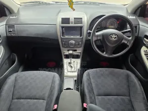 Toyota Corolla Fielder 2012 Silver