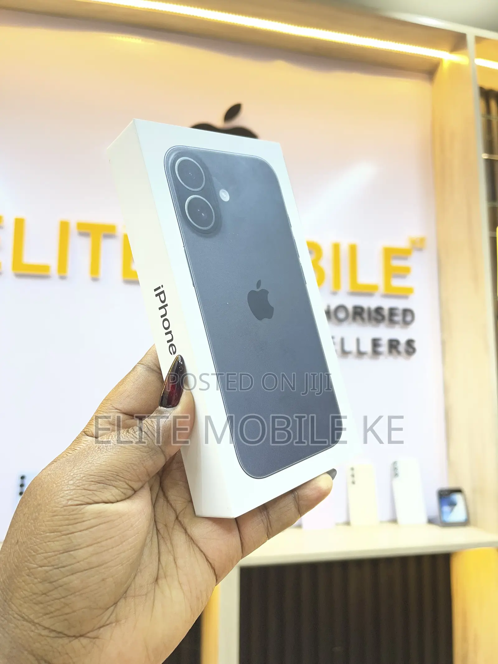 New Apple iPhone 17 256 GB Black