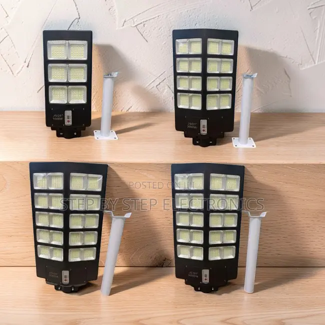 Dealer Prices Bright 1000W,2000W,3000W,5000W Watts Solar Street Lights