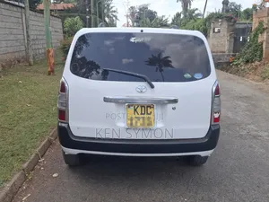 Toyota Probox 2014 White