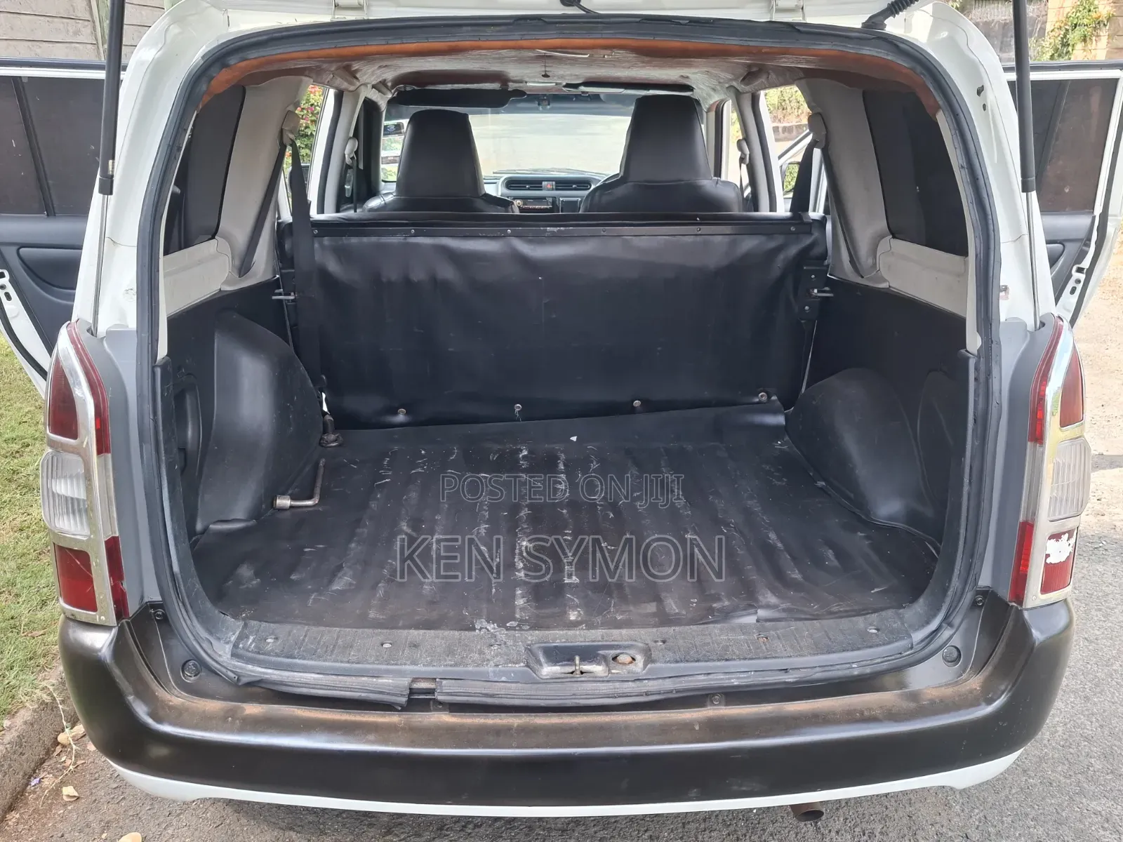 Toyota Probox 2014 White