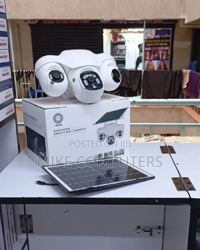 Full-Color Night Vision 4g PTZ Triple Lens Solar CCTV