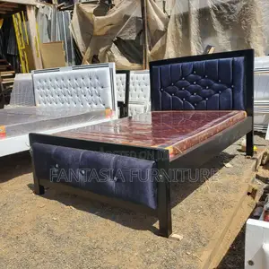 5x6 Navy Blue Diamond Tufted Mocket Bed