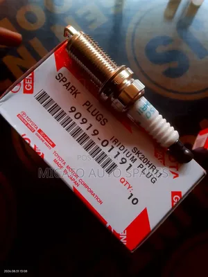 Genuine Toyota Spark Plugs 90919-01191