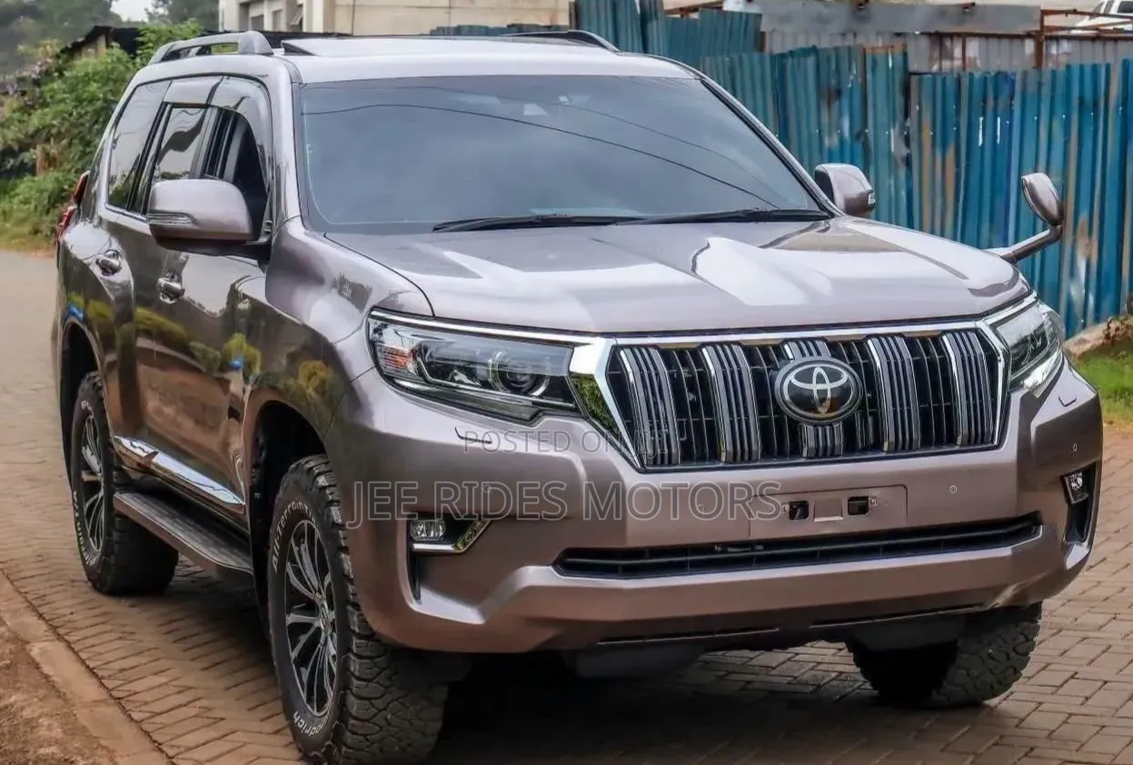 Toyota Land Cruiser Prado 2018 Brown