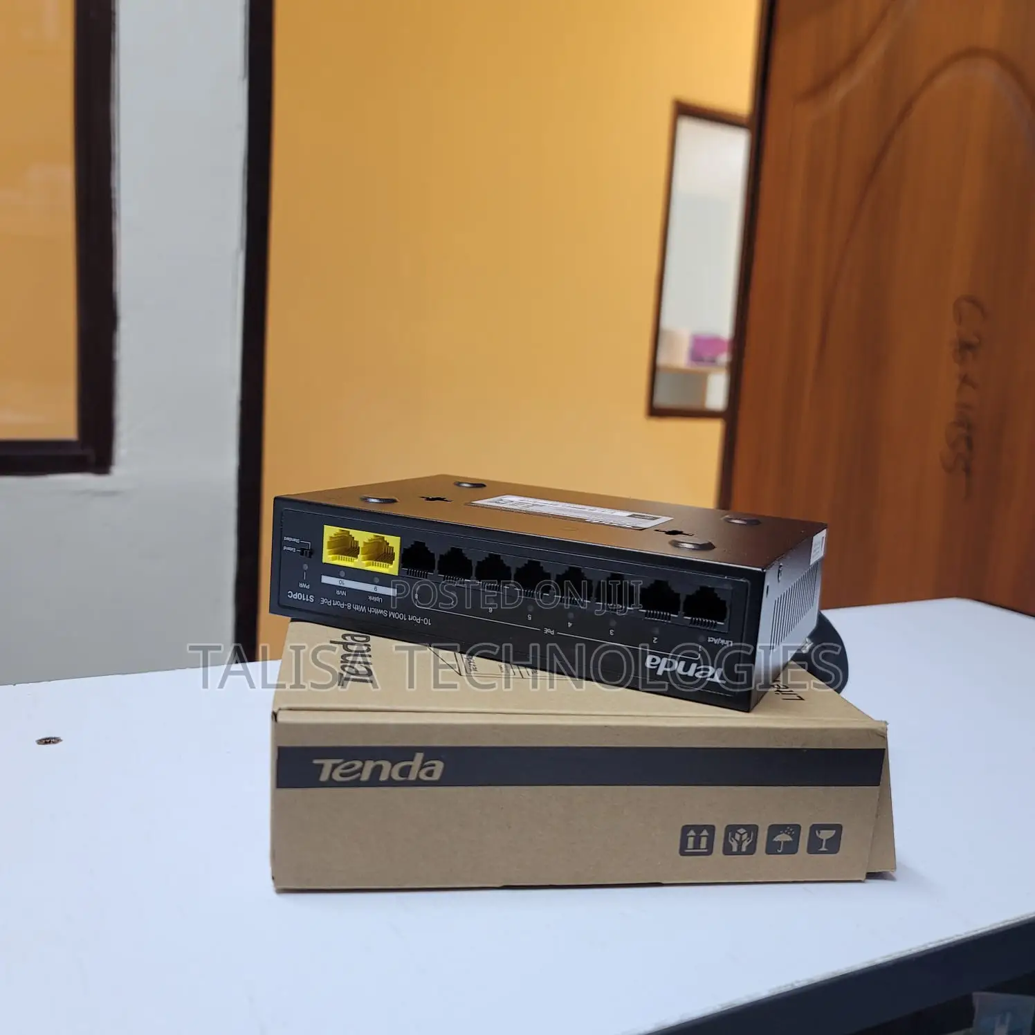 Tenda S110PC 10-Port PoE Switch