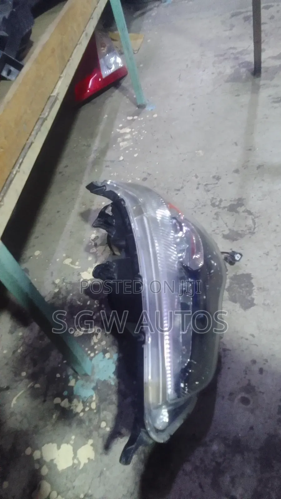 Mitsubishi RVR Headlight Xenon