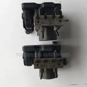 Nissan Xtrail NT32 Abs Pump (6D,6S)
