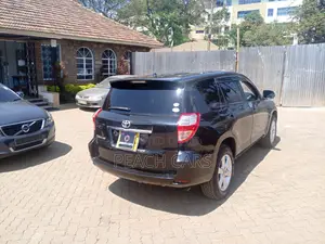 Toyota Vanguard 2010 Black