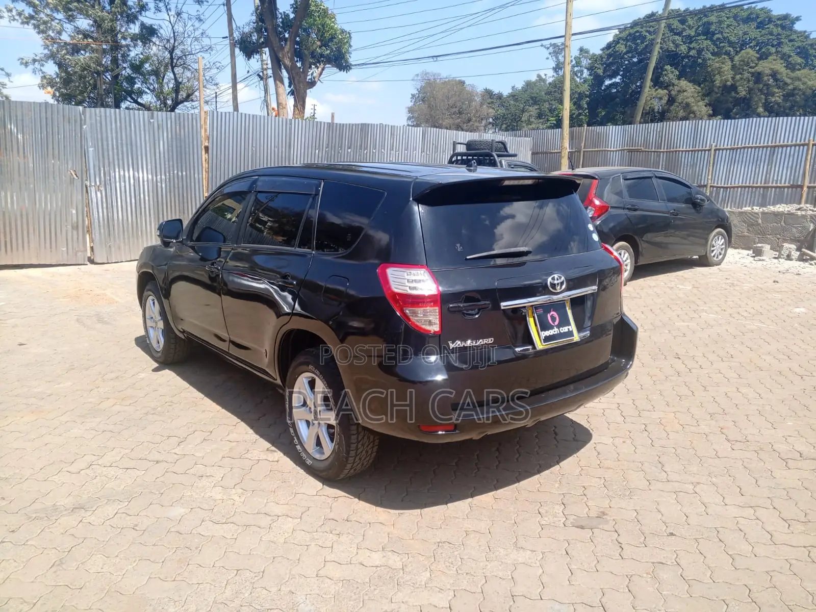 Toyota Vanguard 2010 Black