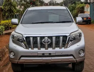 Toyota Land Cruiser Prado 2012