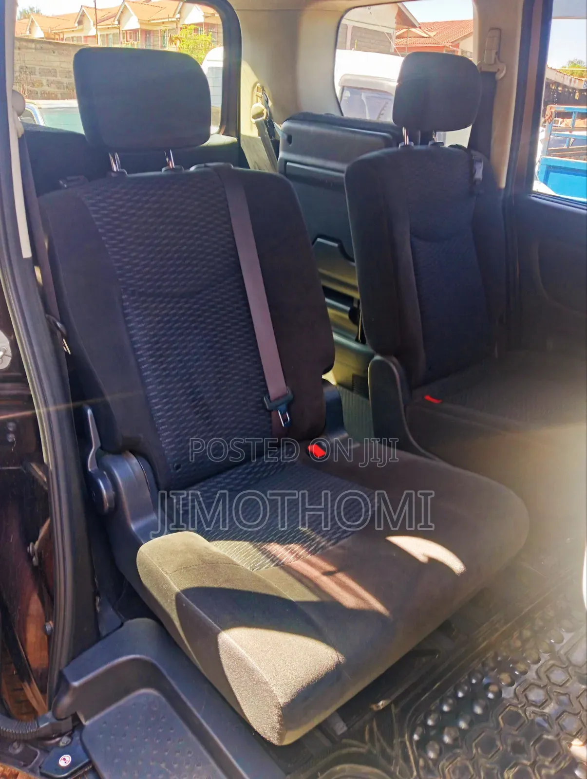 Nissan Serena 2016 Purple